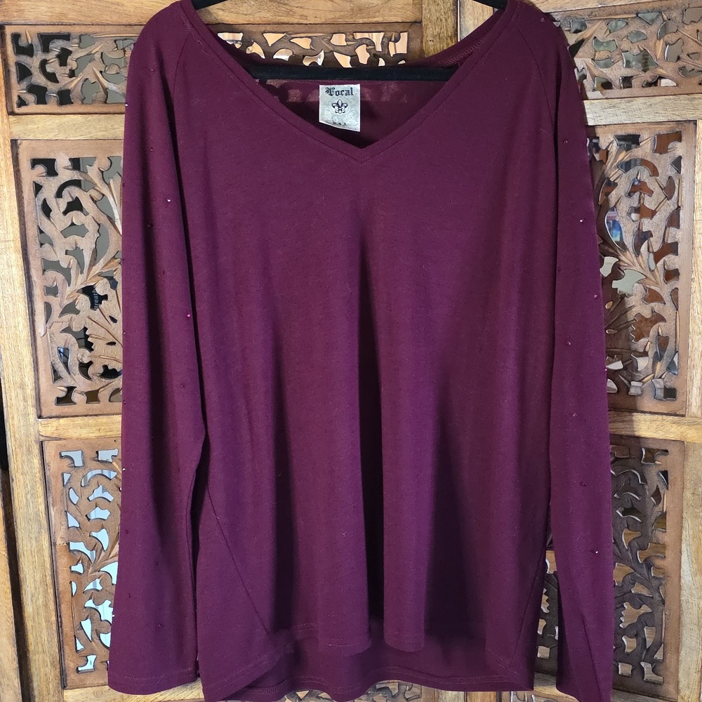 🌟 Vintage Vocal Burgundy Long Sleeve Sweater Size XL
